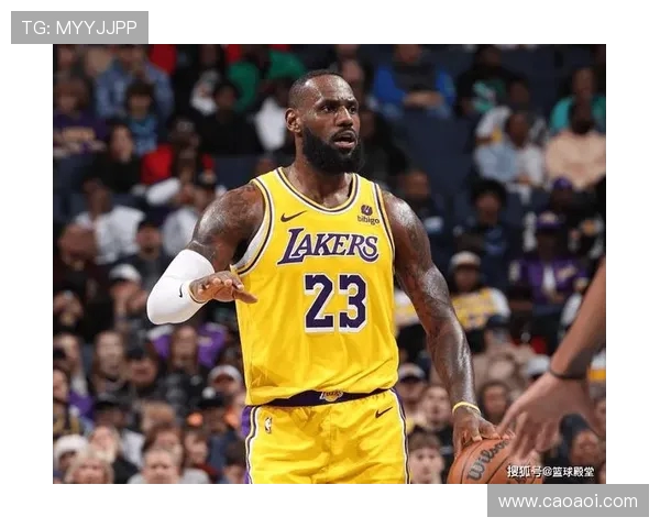 原创湖人主场108-125太阳，球员打分：1人满分、3人及格、4人崩盘！